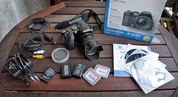 Eladó fényképezőgép: KonicaMinolta DiMAGE A200