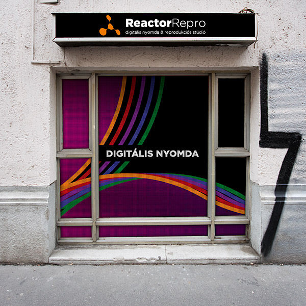 ReactorRepro – új arculat #5: épületdekoráció