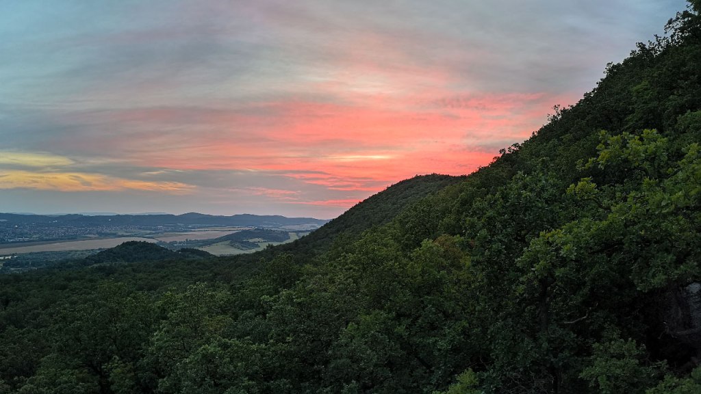 #455 • 2018. 07. 04. • Pilisborosjenő: Kevély-hegyi&nbsp;kőfülke