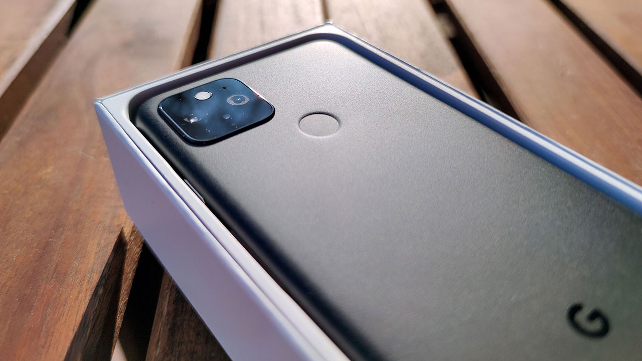 Tizenötödik telefonom és tizenhetedik „fényképezőgépem”: Google Pixel 5